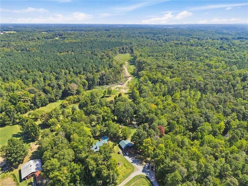 10 Acres of Recreational Land for Sale in McLeansville, North Carolina