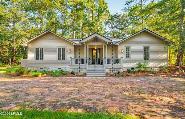 2.19 Acres of Land with Home for Sale in Beaufort, South Carolina