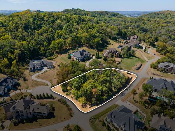 1 Acre of Residential Land for Sale in Franklin, Tennessee