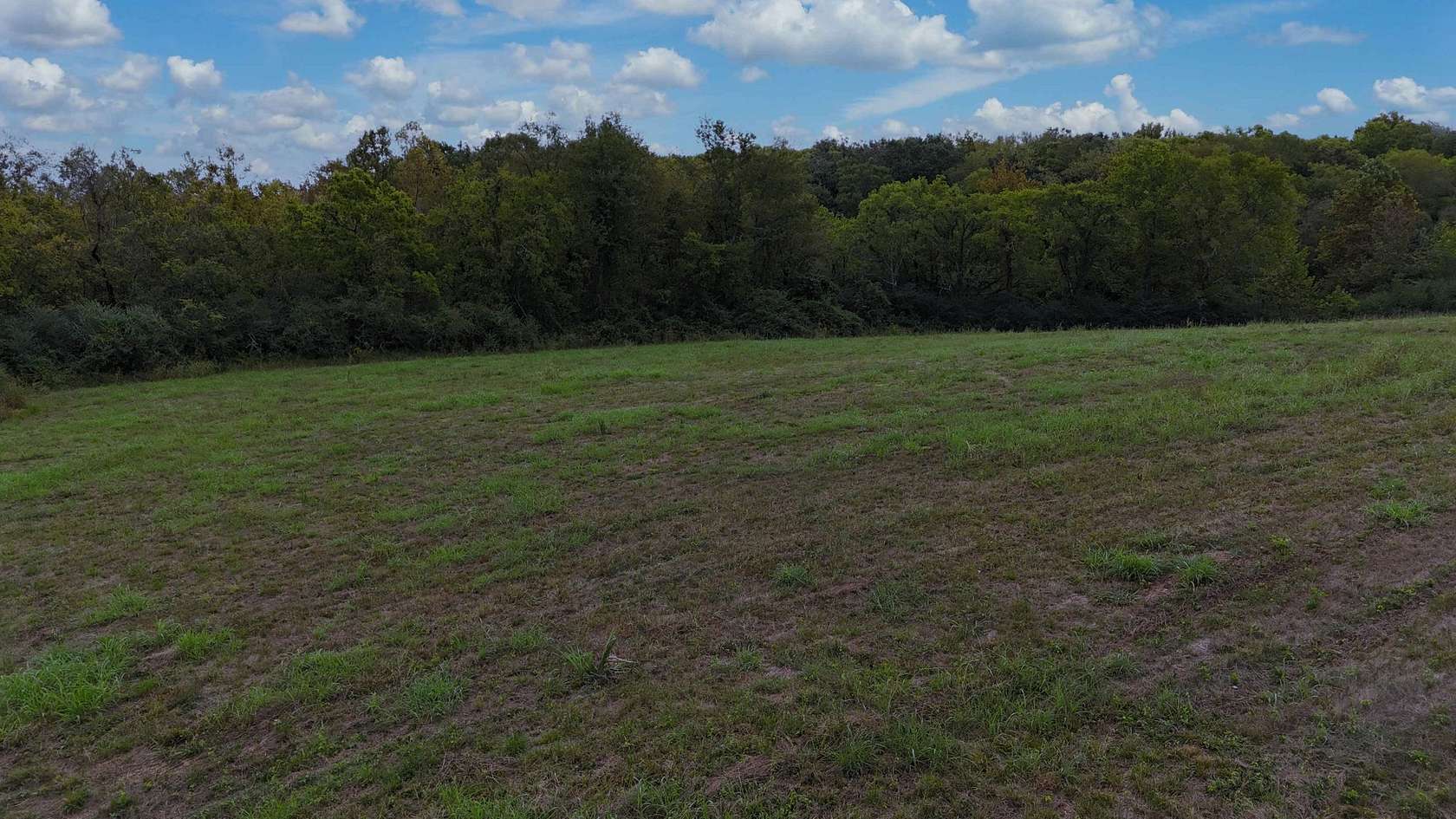 5.6 Acres of Residential Land for Sale in Columbia, Tennessee