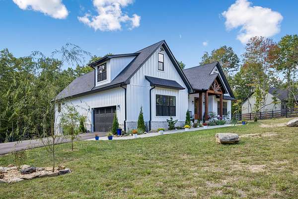 1.56 Acres of Land with Home for Sale in Jamestown, Tennessee