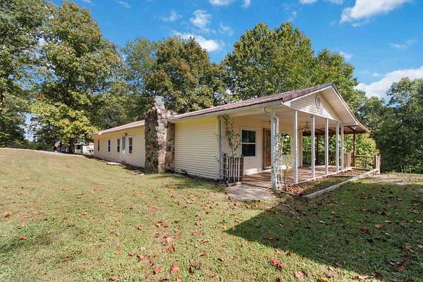 1.5 Acres of Land with Home for Sale in Keavy, Kentucky