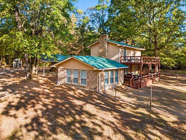 4.8 Acres of Land with Home for Sale in Mount Pleasant, Texas