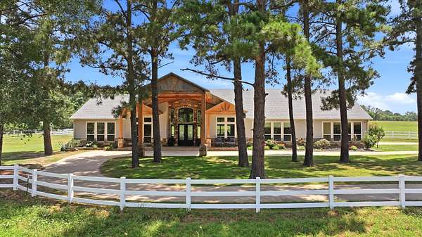 40 Acres of Land with Home for Sale in Bullard, Texas