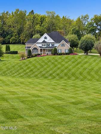 8.6 Acres of Land with Home for Sale in Bristol, Tennessee