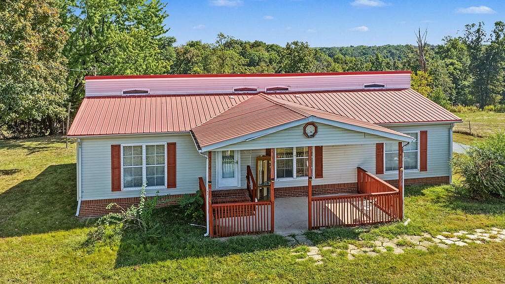 25.4 Acres of Land with Home for Sale in Cerulean, Kentucky