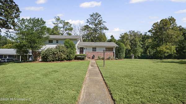 1.5 Acres of Land with Home for Sale in Yazoo City, Mississippi