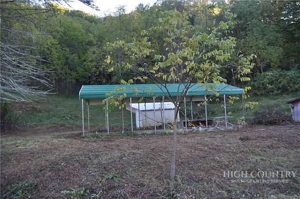 3.86 Acres of Land for Sale in Lansing, North Carolina