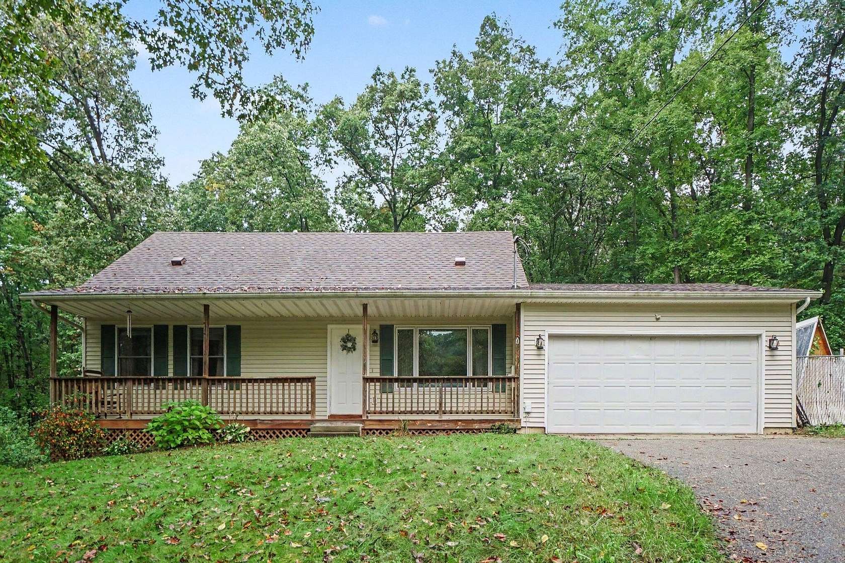 3.3 Acres of Land with Home for Sale in Battle Creek, Michigan