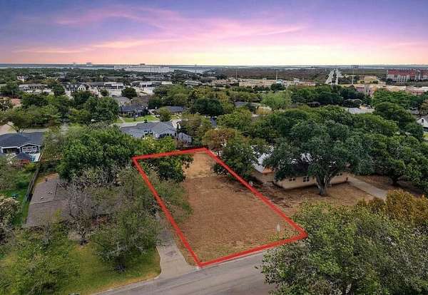 0.33 Acres of Residential Land for Sale in Grapevine, Texas