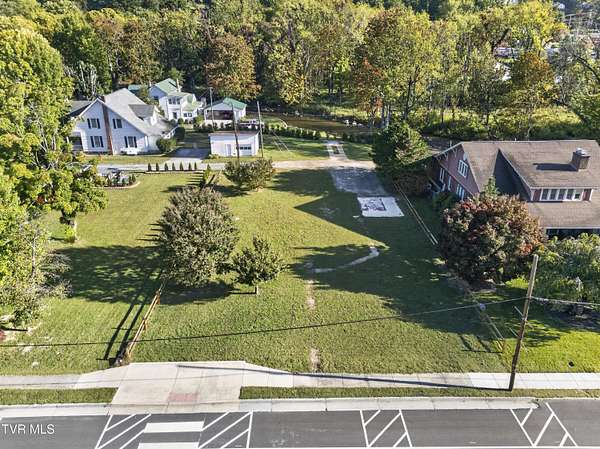 0.22 Acres of Mixed-Use Land for Sale in Damascus, Virginia