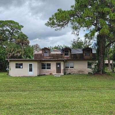 4.86 Acres of Land with Home for Sale in Vero Beach, Florida
