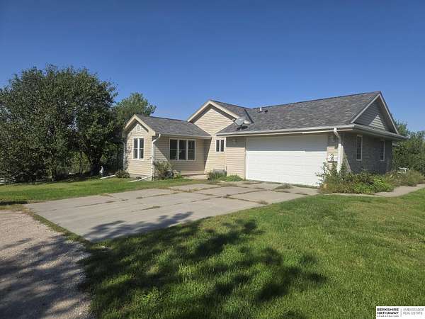9.19 Acres of Land with Home for Sale in Plattsmouth, Nebraska