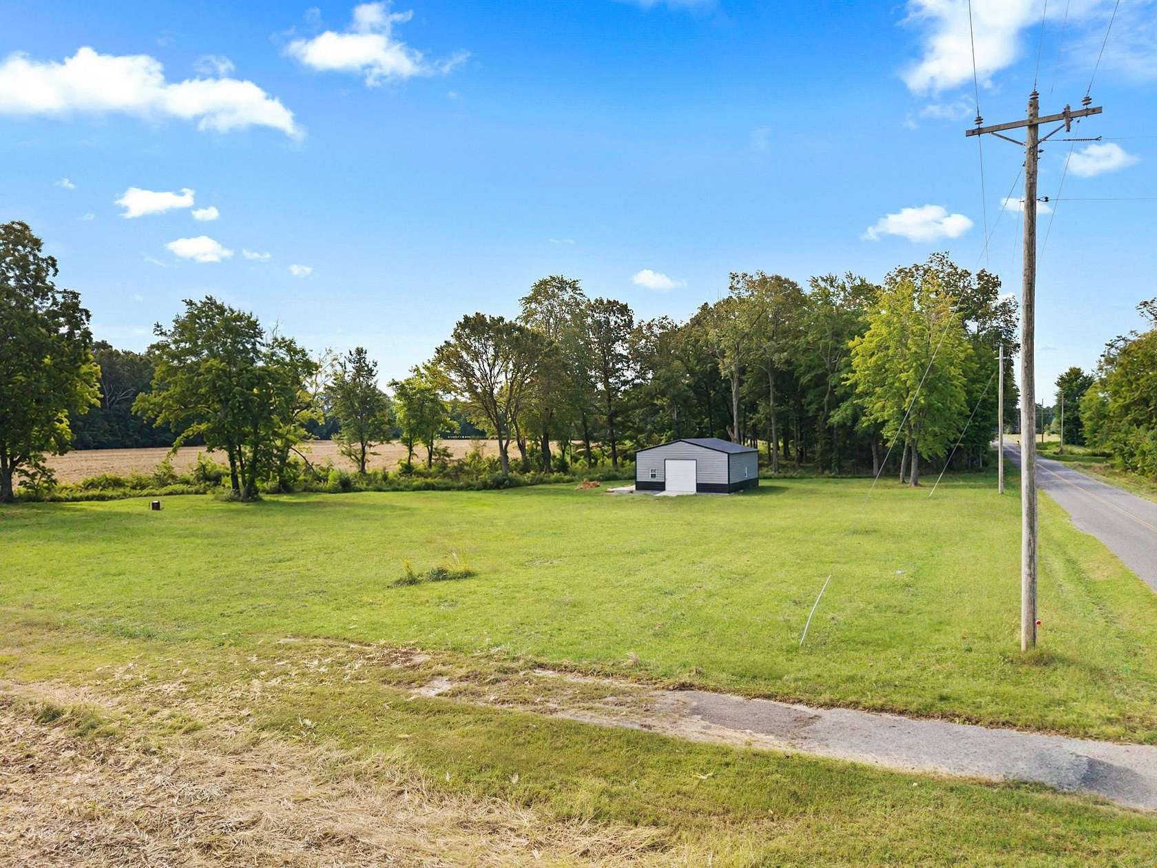 2.64 Acres of Residential Land for Sale in Benton, Kentucky