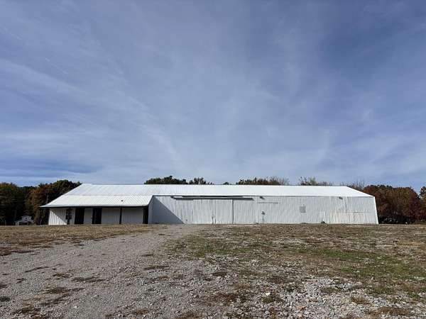 18.1 Acres of Improved Commercial Land for Sale in Russell Springs, Kentucky
