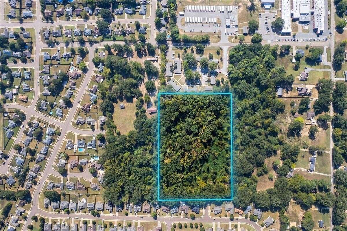 10 Acres of Residential Land for Sale in Bartlett, Tennessee