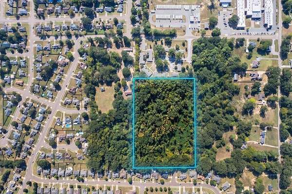 10 Acres of Residential Land for Sale in Bartlett, Tennessee