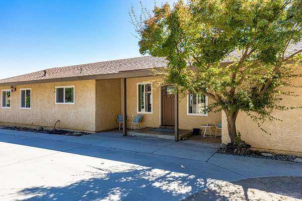 2.12 Acres of Land with Home for Sale in Tehachapi, California