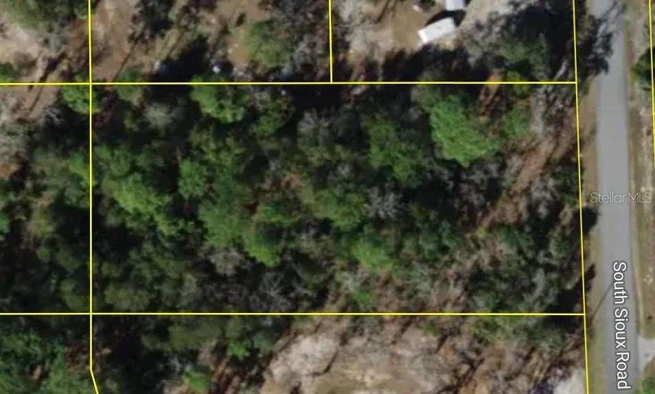 1.1 Acres of Residential Land for Sale in Homosassa, Florida