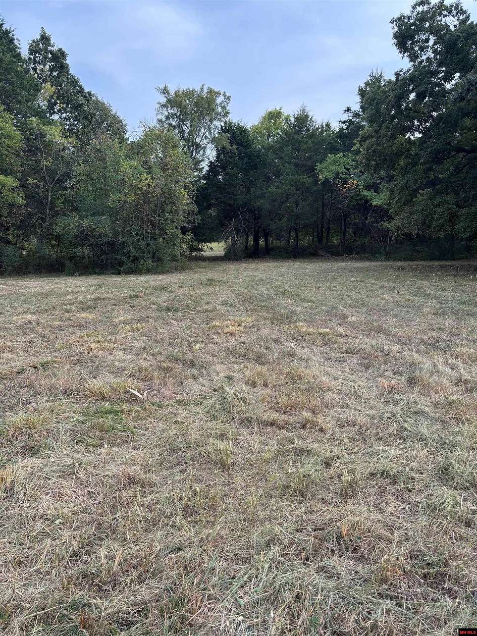 3.26 Acres of Land for Sale in Flippin, Arkansas