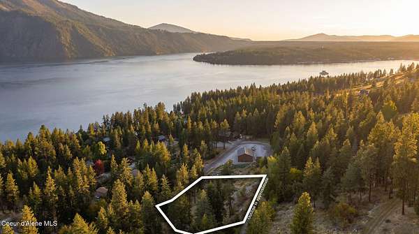 0.88 Acres of Residential Land for Sale in Bayview, Idaho
