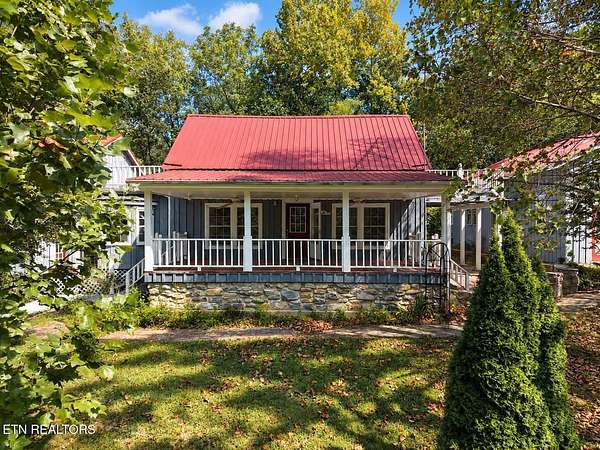 30 Acres of Recreational Land with Home for Auction in Greeneville, Tennessee
