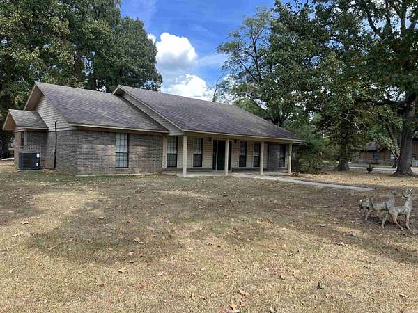 1.9 Acres of Land with Home for Sale in Crossett, Arkansas