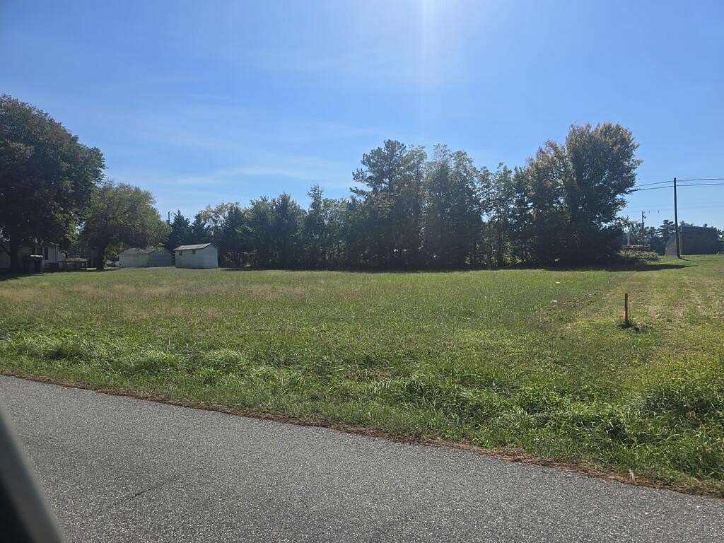 0.25 Acres of Residential Land for Sale in Crewe, Virginia