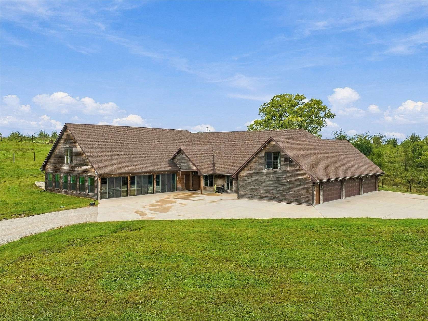 149 Acres of Land with Home for Sale in Prole, Iowa
