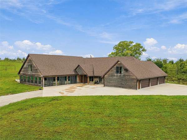 149 Acres of Land with Home for Sale in Prole, Iowa
