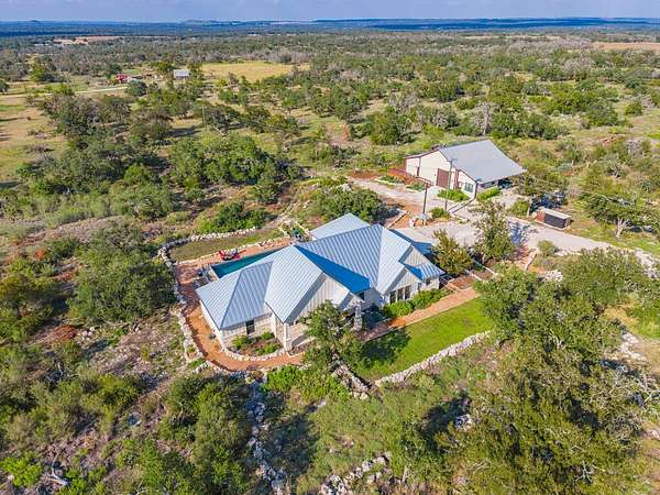 21 Acres of Improved Land for Sale in Fredericksburg, Texas