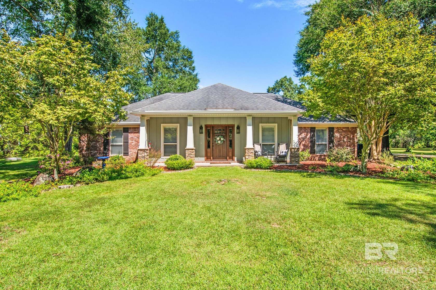 4.67 Acres of Land with Home for Sale in Mobile, Alabama