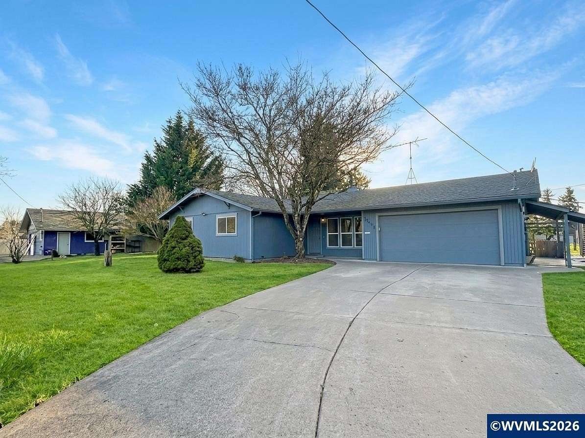 2.45 Acres of Land with Home for Sale in Jefferson, Oregon