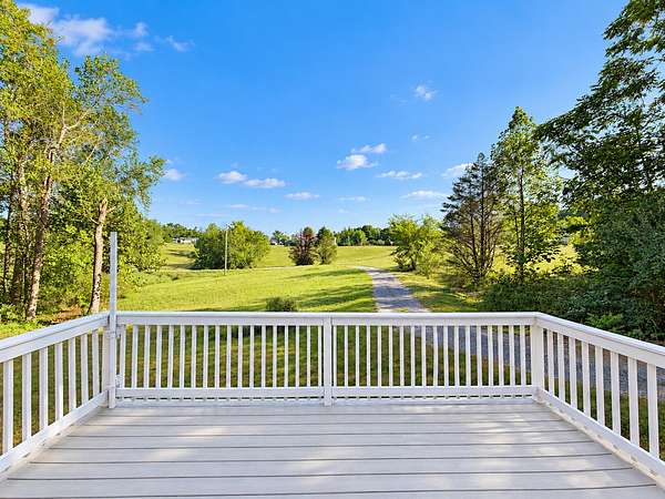 1.5 Acres of Land with Home for Sale in Pleasant View, Tennessee