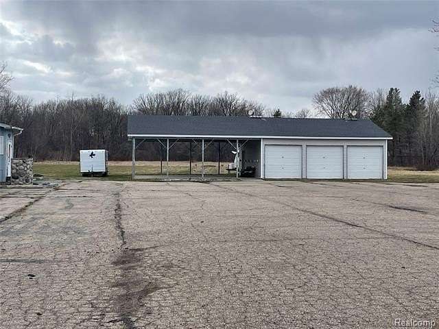 9.62 Acres of Residential Land for Sale in Burton, Michigan