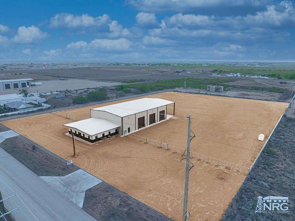 4.32 Acres of Improved Commercial Land for Sale in Midland, Texas