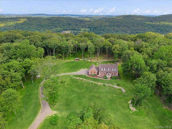 34 Acres of Land with Home for Sale in Putnam Valley, New York