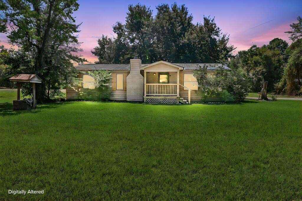 1.75 Acres of Land with Home for Sale in Diboll, Texas