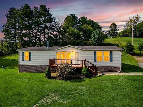 1.67 Acres of Land with Home for Sale in Draper, Virginia
