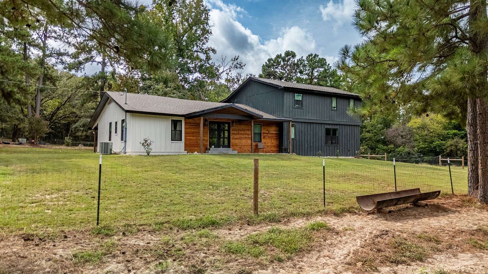 6.6 Acres of Land with Home for Sale in Rusk, Texas