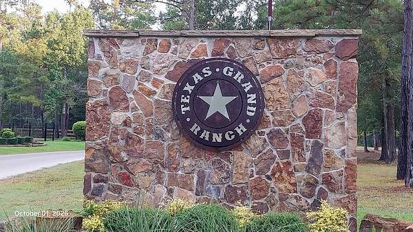 2 Acres of Land for Sale in Huntsville, Texas