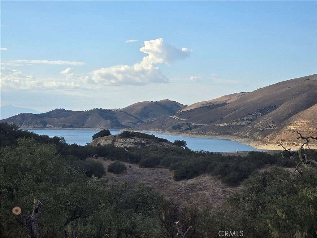 24.4 Acres of Land with Home for Sale in Bradley, California