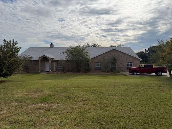 4.67 Acres of Land with Home for Sale in Lake Alfred, Florida