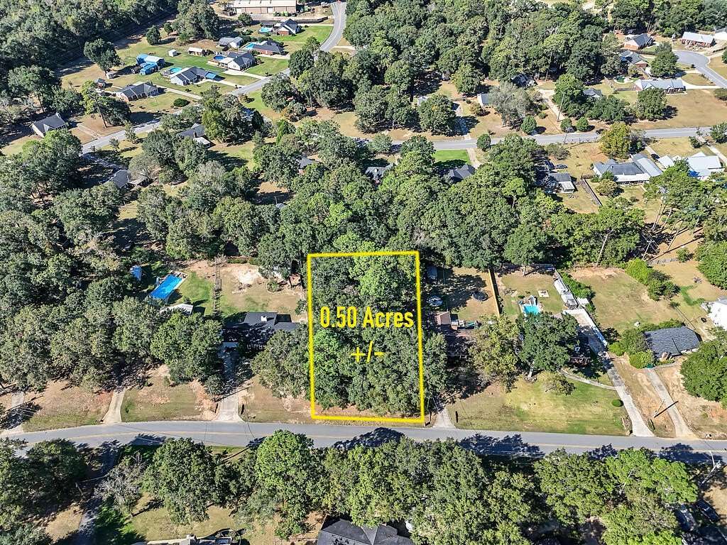 0.5 Acres of Residential Land for Sale in Leesburg, Georgia