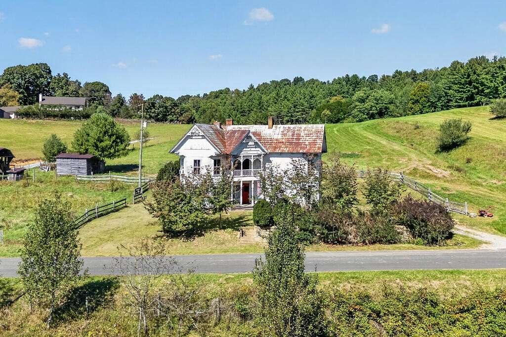 6 Acres of Land with Home for Sale in Troutdale, Virginia