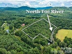 13.4 Acres of Land for Sale in Spruce Pine, North Carolina