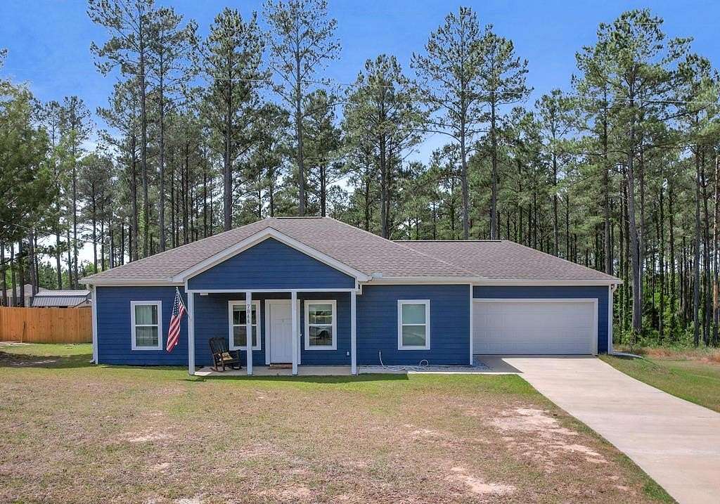 1.7 Acres of Land with Home for Sale in Slocomb, Alabama