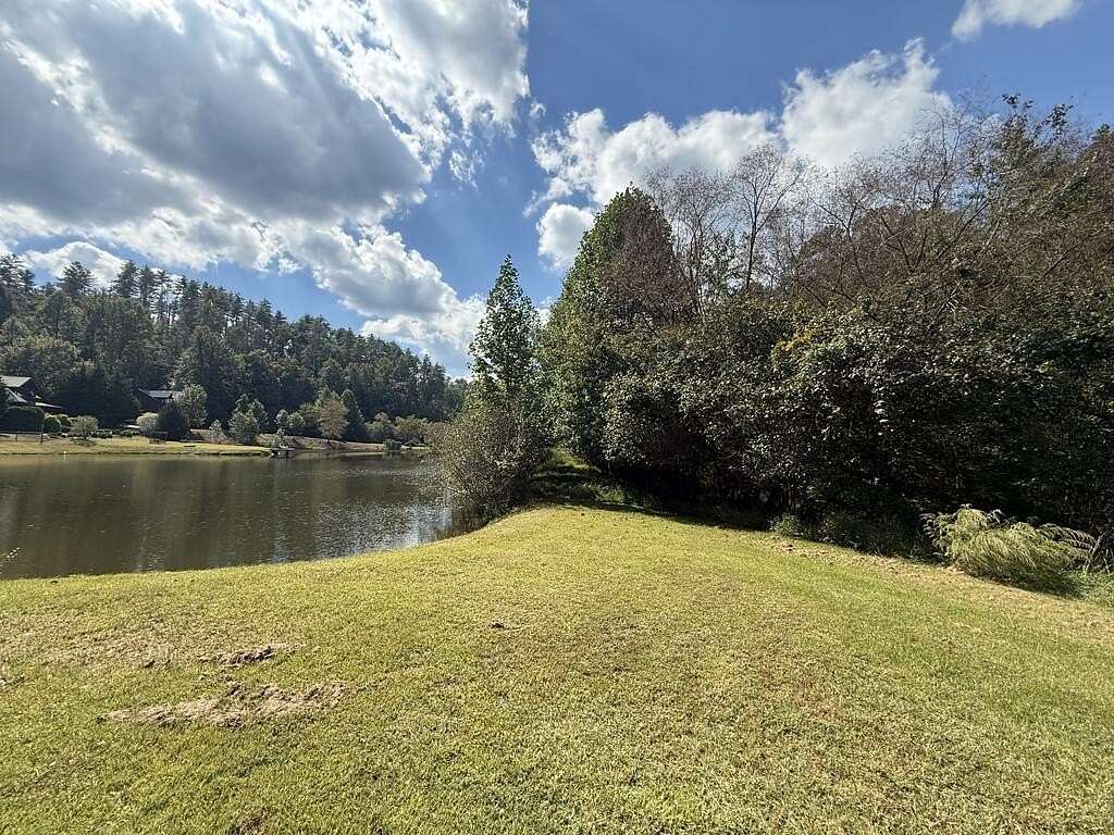 3.37 Acres of Residential Land for Sale in Mineral Bluff, Georgia