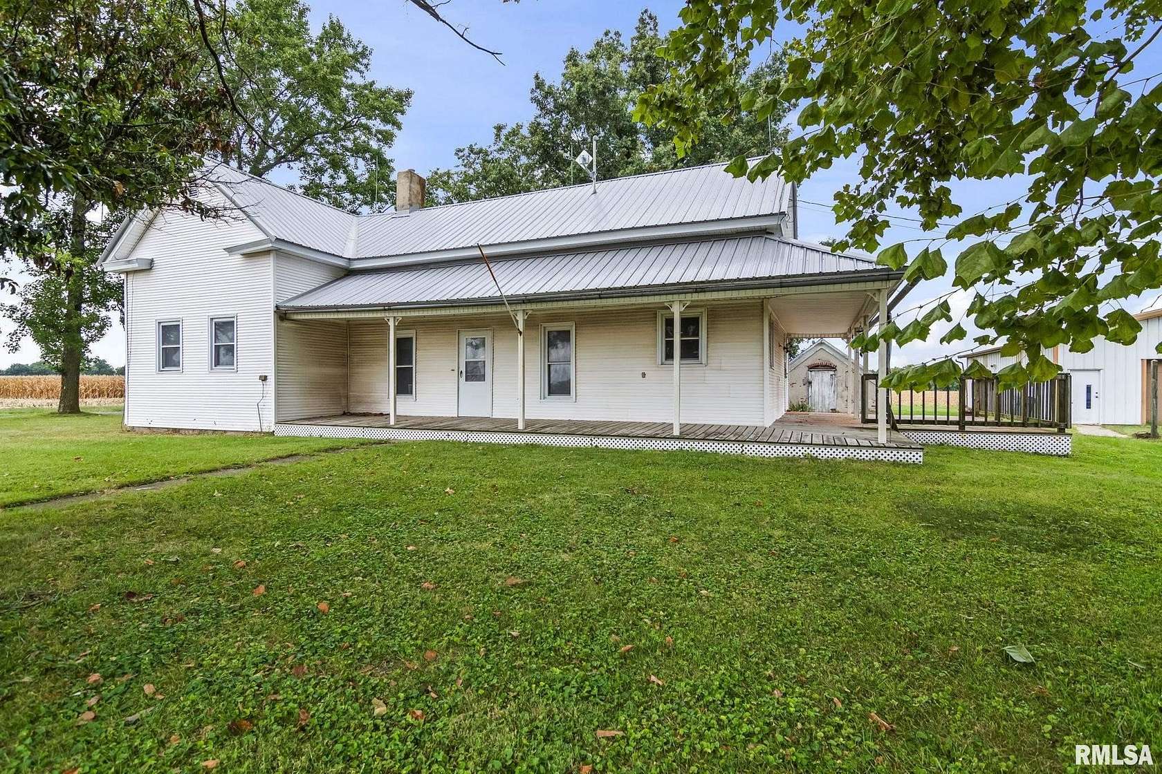 6 Acres of Land with Home for Sale in Chatham, Illinois