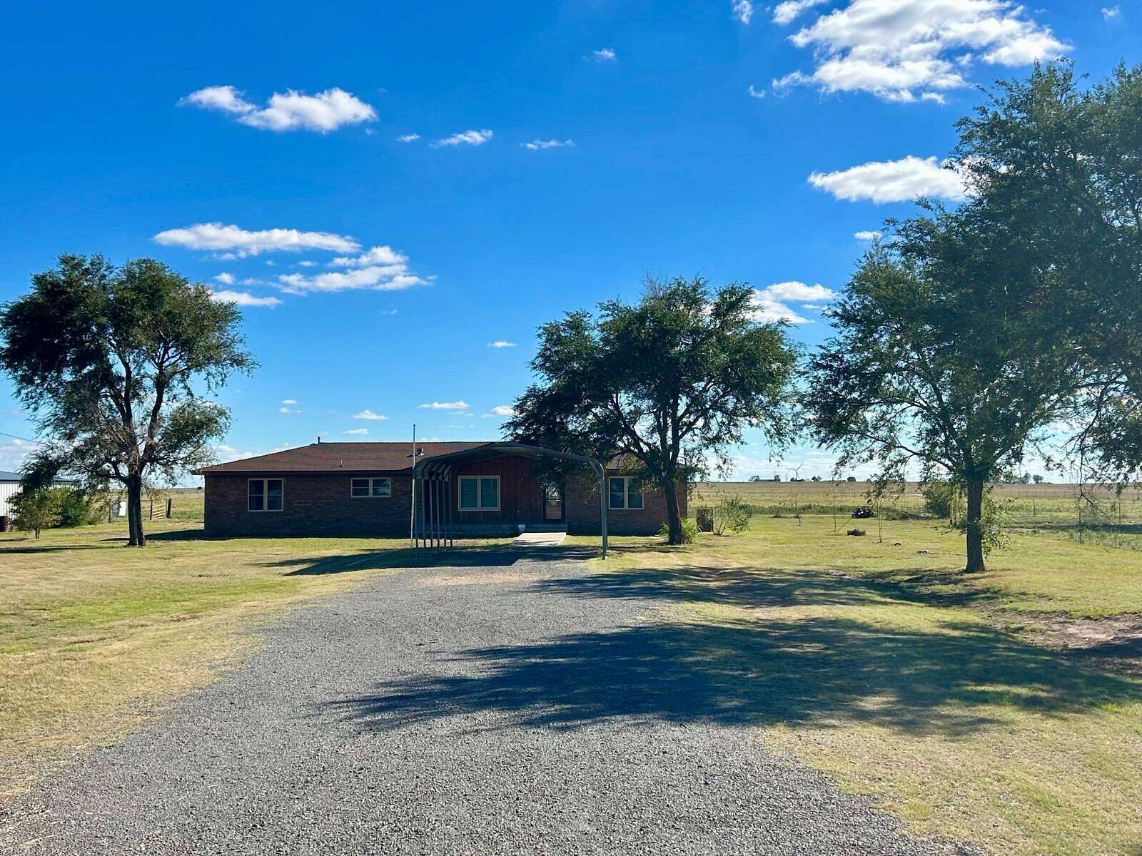 15 Acres of Land with Home for Sale in Goodwell, Oklahoma